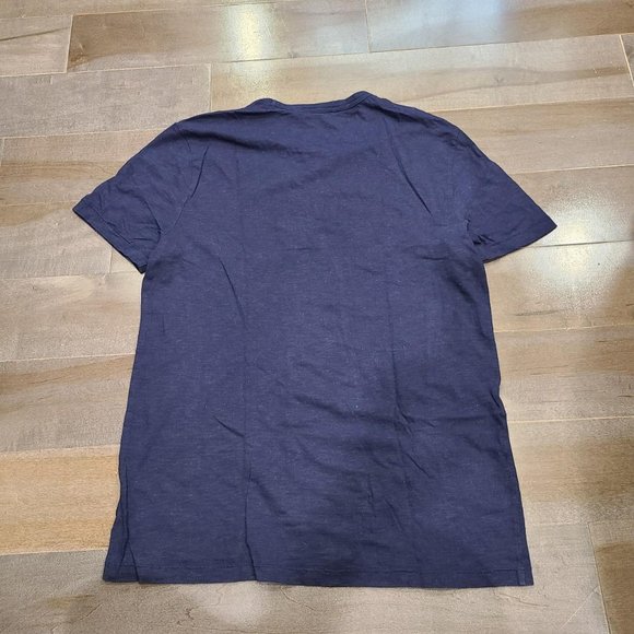 Gap Graphic Short Sleeve - Picture 2 of 4
